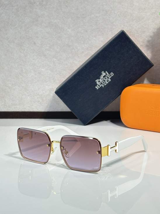 Picture of Hermes Sunglasses _SKUfw76301121fw